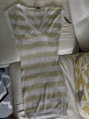 Metallic Gold & silver Striped Hooded cover up. Perfect for beach clubs & pool